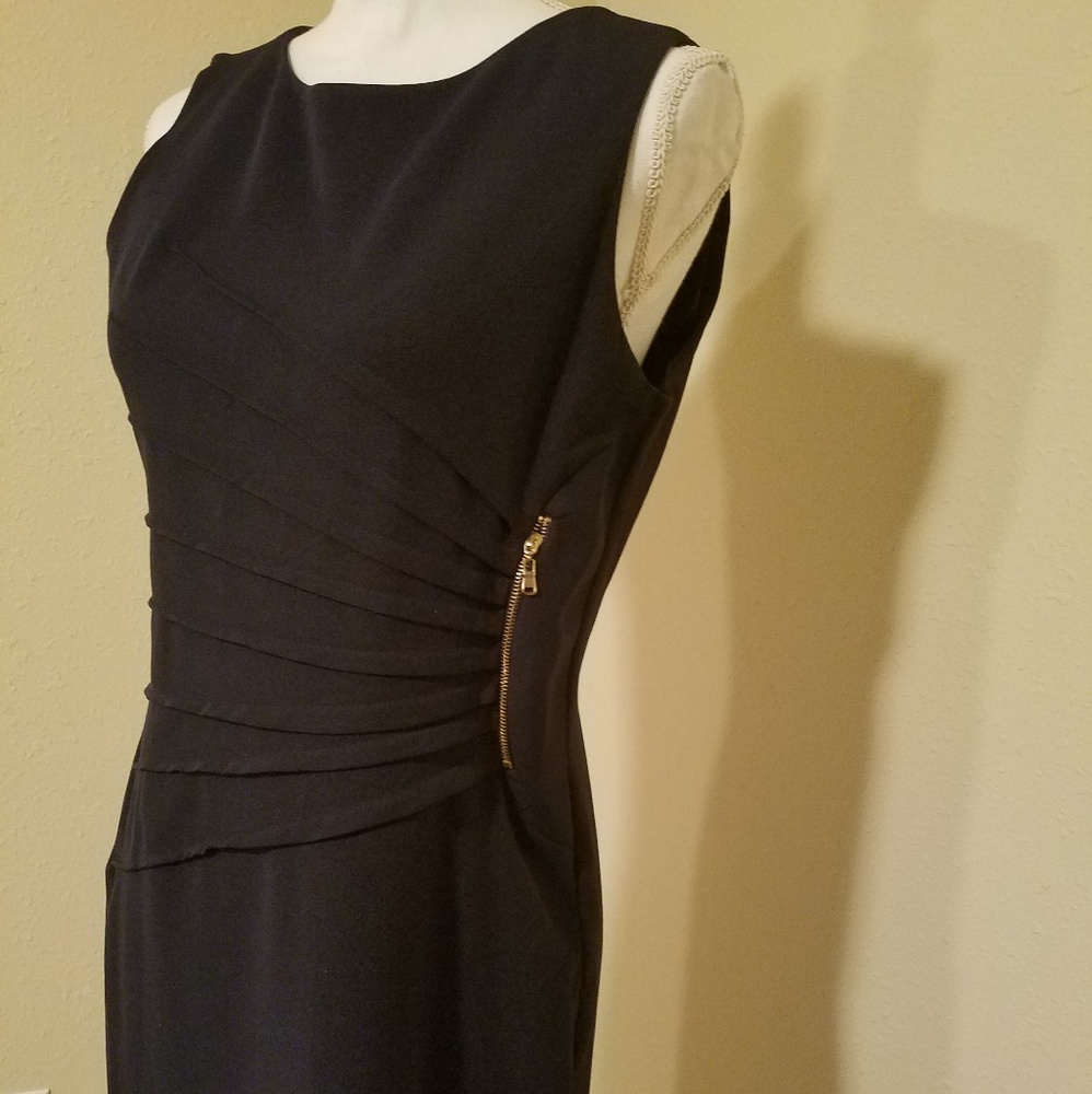 🌺SOHO Apparel Navy Dress